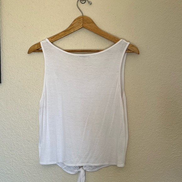 Charlotte Russe | White Tie-Front Gold Button Tank - Picture 8 of 8